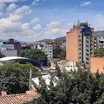Cold Ac-Fast Wi-Fi-Great Location-Medellin Fun