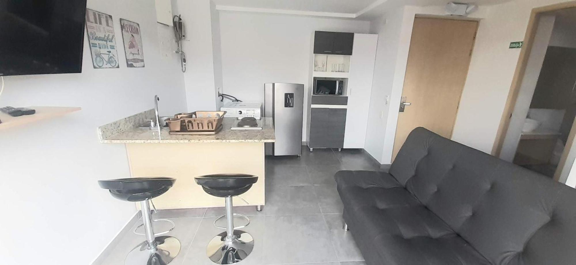 Apartamento Cold Ac-fast Wi-fi-great Location-medellin Fun *